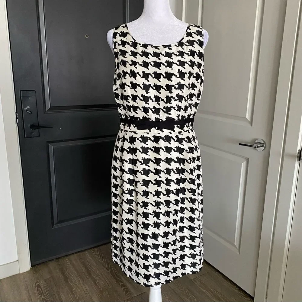 Kate Spade 100% Silk Black and White Houndstooth Preppy Sheath Dress Size 6